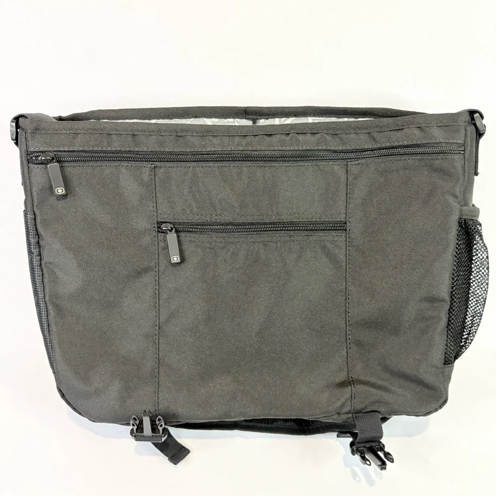 New OGIO Upton 417015 Messenger Bag 17 Inch Laptop Urban Style Durable